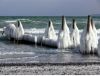 Vereiste Buhnen am Strand